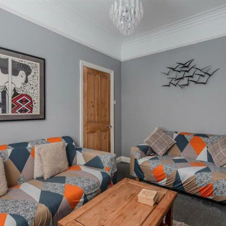 Entire 2-Bedroom House With Garden York Exterior photo